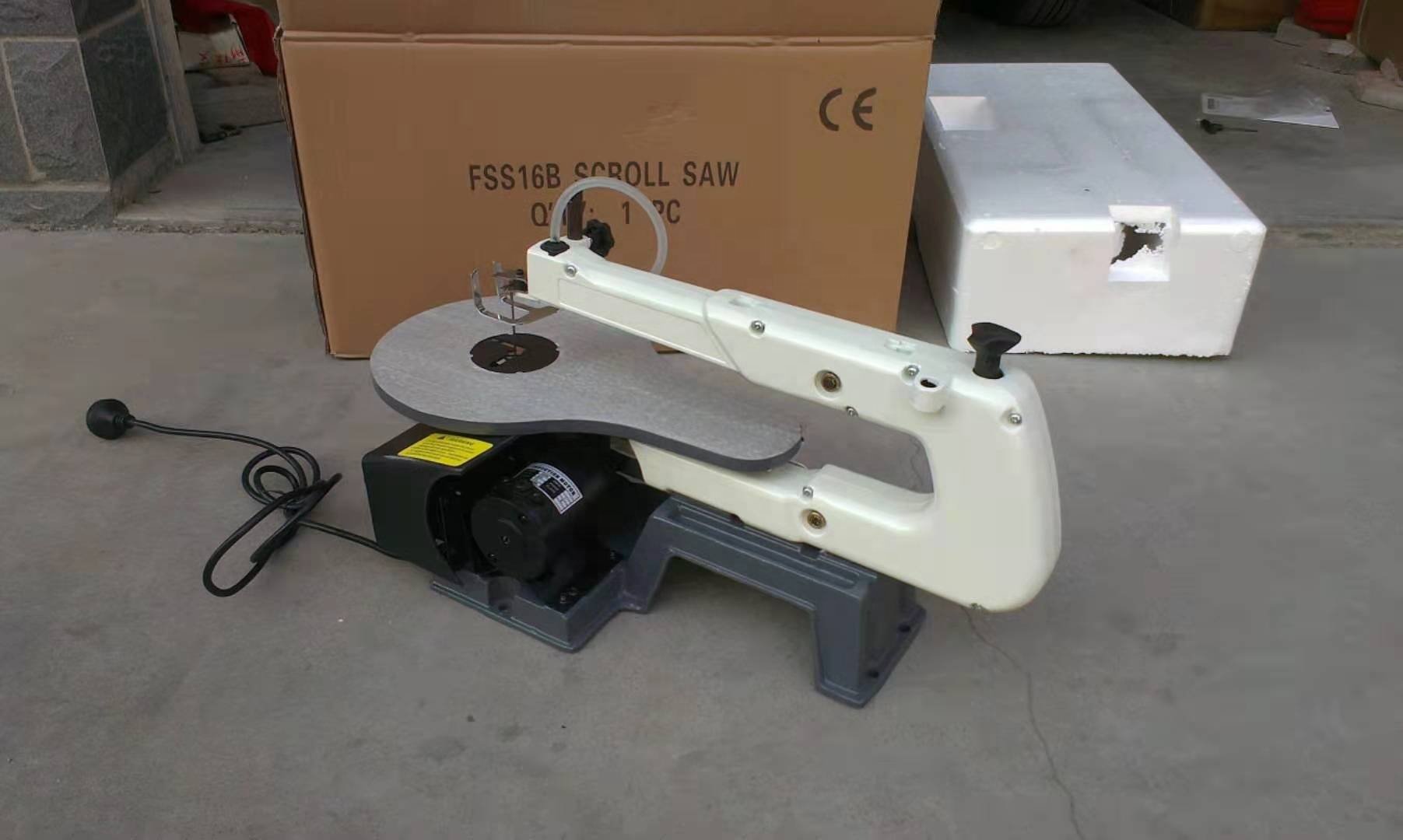 Wood Cutting Industrial Deskto - đánh giá và giá Woodworking Machinery